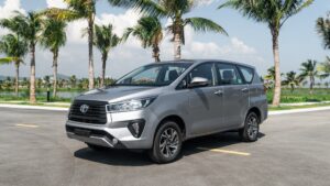 cho thuê xe ô tô Toyota Innova