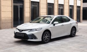 cho thuê xe ô tô 4 chỗ Toyota Camry