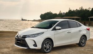 cho thuê xe ô tô 4 chỗ Toyota Vios