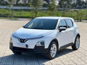 cho thuê xe ô tô 4 chỗ Vinfast VF5
